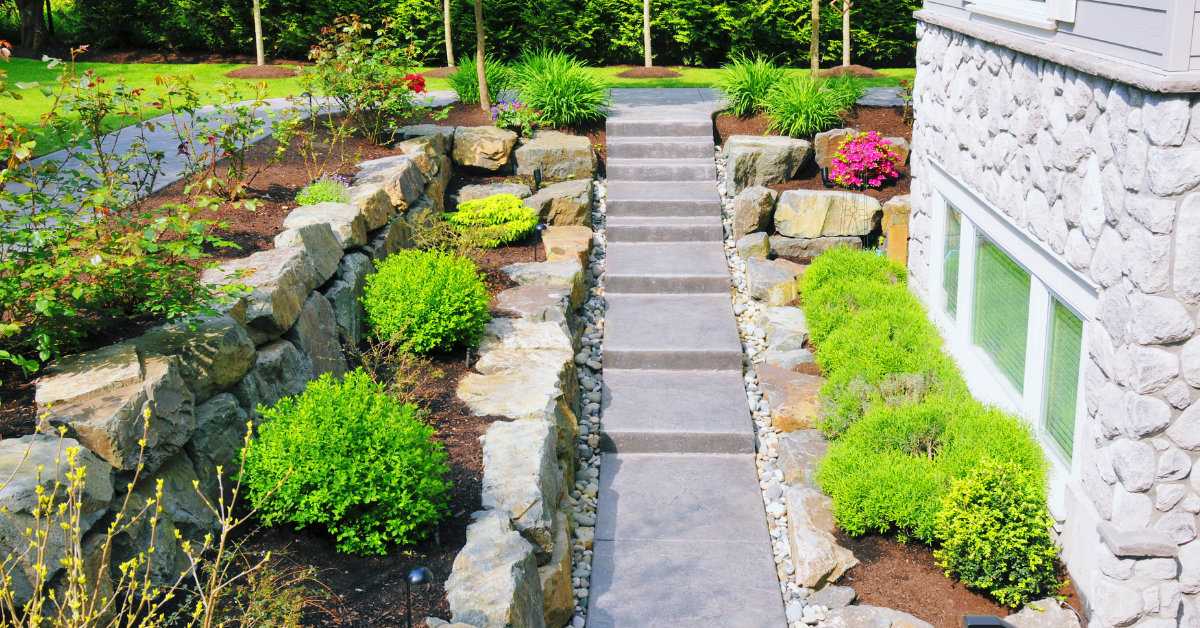 Patios, Steps & Retaining Walls